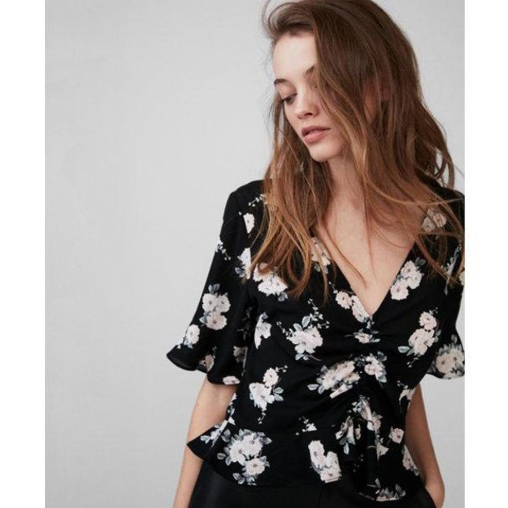 Express - floral ruched front blouse